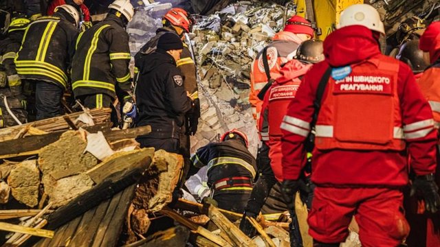 Пункт допомоги УЧХ другу добу працює у Харкові після ракетної атаки РФ