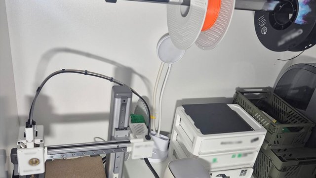 На Буковині викрито зловмисників на організації складання іспитів з водіння за допомогою шпигунського обладнання