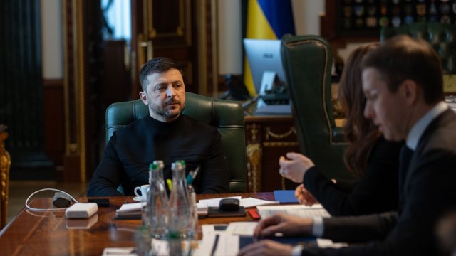 Зеленський: "Нафтогаз" імпортує електроенергії більше ніж 50% від власних потреб споживання