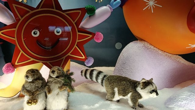 Шмигаль у Раді звернувся до бізнесу з проханням вимкнути зайве освітлення та зовнішню рекламу для економії електроенергії