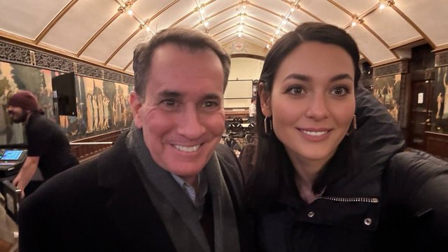 Ексрадниця керівника ОП Зарівна почала викладати в Чиказькому університеті