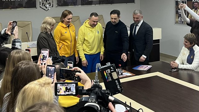 Президент НОК Гутцайт: Наш флаг будет на Олимпиаде-2026 - это уже победа