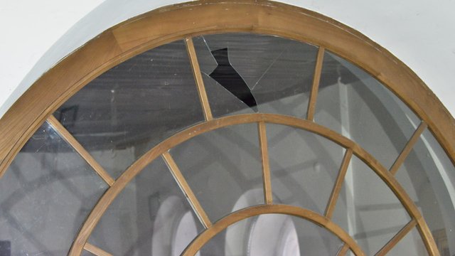 Объекты Киево-Печерской лавры повреждены из-за российской атаки в ночь на 24 января