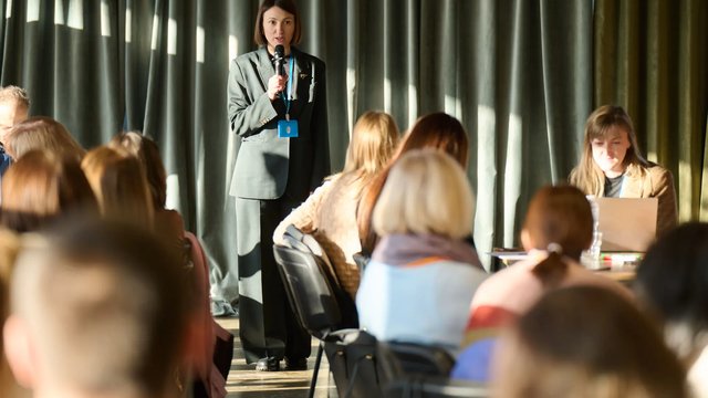 Минсоцполитики разрабатывает проект Стратегии сохранения связи с украинцами за рубежом