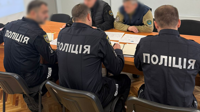 Пушилину сообщили о подозрении в незаконной передаче более 400 пистолетов под видом "наградных" - Нацполиция