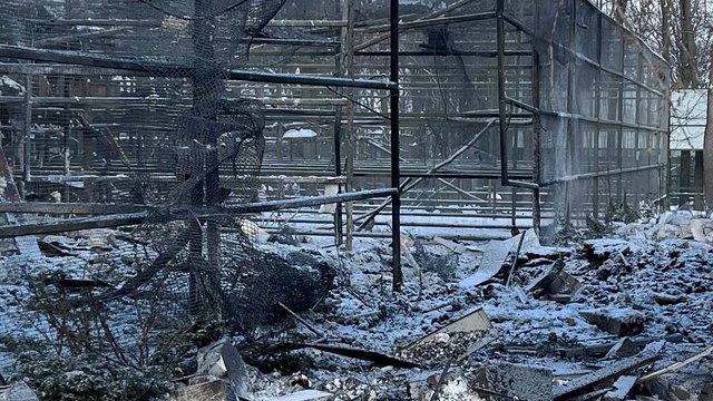 Через авіаудар по екопарку під Харковом постраждали вольєри з птахами