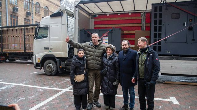 Київ отримав від Польщі 130 генераторів – Кличко