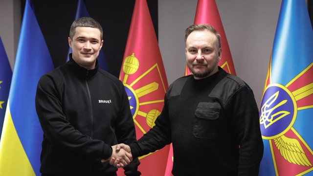 Міністр Федоров: Посилюємо РЕБ і звʼязок на фронті — "Флеш" приєднався до команди радників