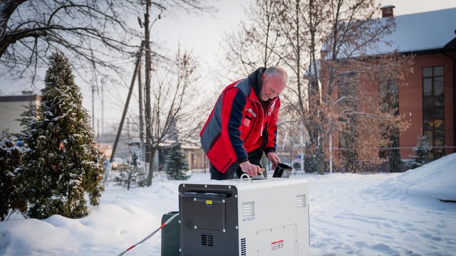 Мобільні теплопункти УЧХ продовжують працювати в Києві та області