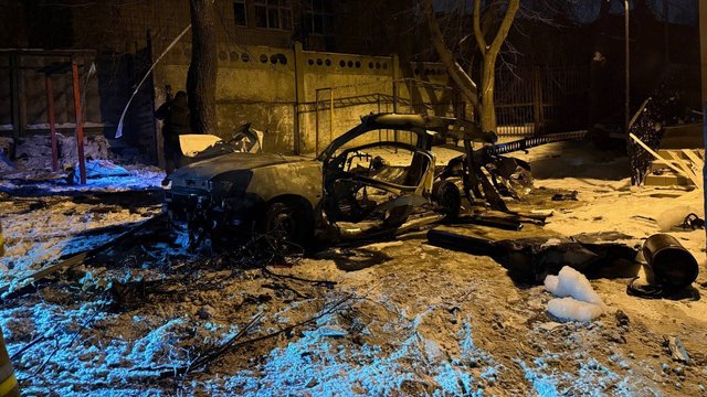 Поліція Києва: затримано іноземця та його спільника, які підірвали авто для медичної евакуації