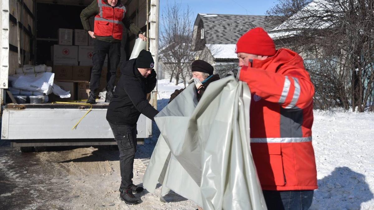 Ukrainian Red Cross helping to eliminate consequences of Russian drone attack in Cherkasy