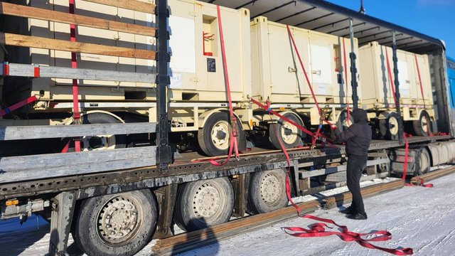 Италия передала Украине 10 генераторов на колесах по 150 кВА каждый – посольство