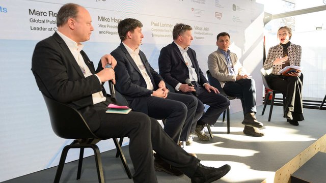 Україна організувала перший GovTech Day у Давосі: зі світовими GovTech-лідерами говорили про штучний інтелект та майбутнє цифрового врядування