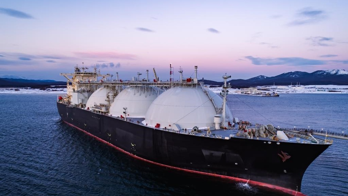 Naftogaz, Orlen deliver first 100 mln cubic meters of American LNG to Ukraine in 2026