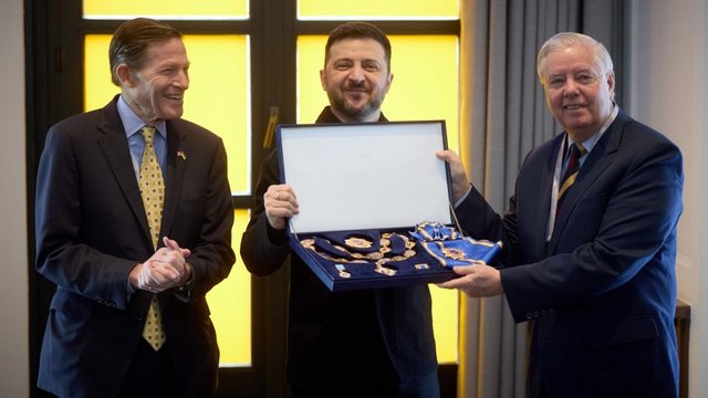 Зеленский и сенаторы Конгресса США обсудили в Мюнхене санкции против России, гарантии безопасности для Украины