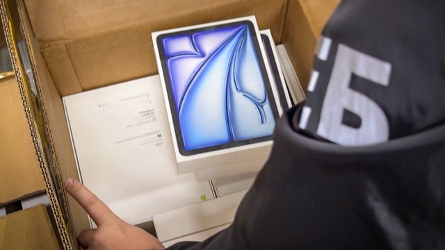 БЭБ не называет объем изъятых товаров в сети магазинов электроники