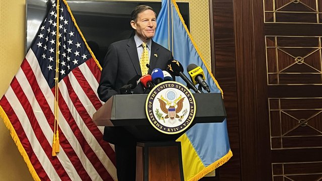 Сенатор Блюменталь сподівається, що їхній з Гремом законопроєкт щодо жорстких санкцій проти РФ "на порозі голосування"