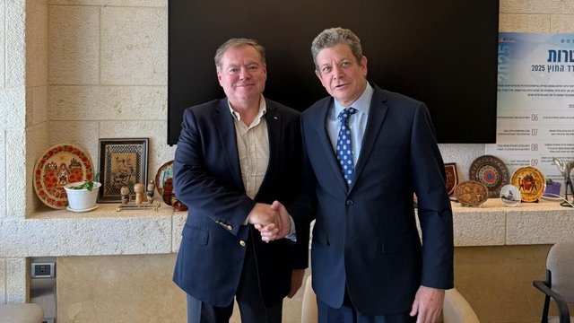 Україна закликає Ізраїль приєднатися до Міжнародної коаліції з повернення українських дітей, - посол Корнійчук