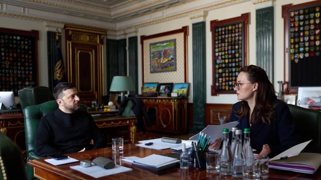 Зеленський обговорить зі прем'єр-міністеркою питання економічної стратегії України