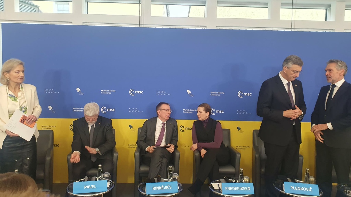 Czech President: I don't want to create overly optimistic expectations for peace in 2026, knowing the enemy