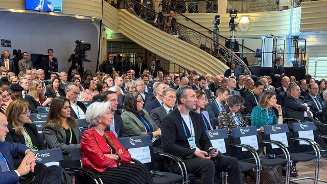 В Мюнхен на конференцию по безопасности поехал Владимир Кличко: Виталий остался восстанавливать Киев после обстрелов