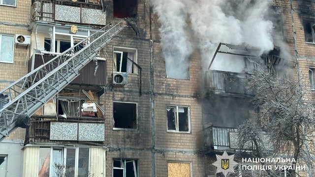 Количество пострадавших после попадания дрона в харьковскую пятиэтажку увеличилось до семи человек