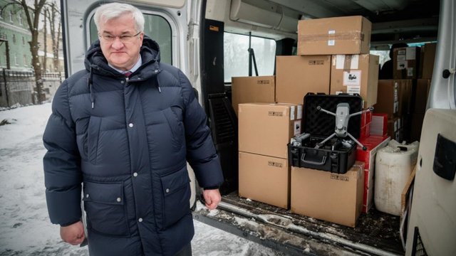 Чехія передала Україні понад 200 БпЛА закуплених на благодійні внески чеських громадян - МЗС