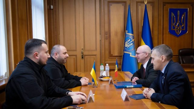 Умєров та секретар Вищої ради безпеки Молдови домовились про обмін аналітикою та сумісне реагування на кризи