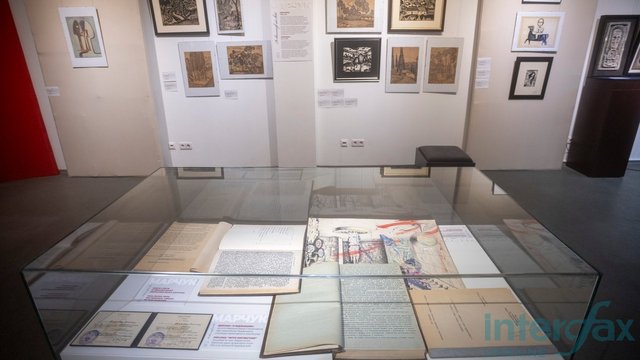 Відкриття великої персональної виставки Івана Марчука "Я сколихнув цей світ". Музейно-виставковий центр "Музей історії міста Києва", Київ, 12.03.2026