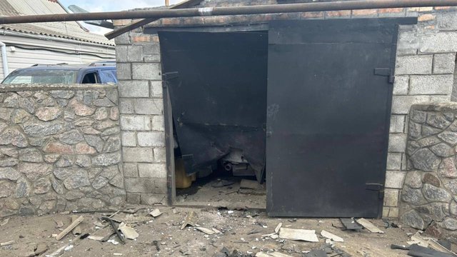 Одна особа загинула, ще одна дістала поранень через ворожі обстріли у Криворіжжі - облрада