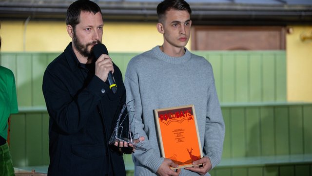 Фільм Чернова "2000 метрів до Андріївки" отримав дві престижні нагороди у США