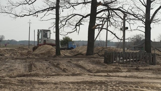 В Углах на Рівненщині завершили пошукові роботи, масових поховань не виявили - Мінкультури