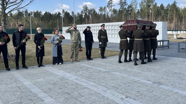 На НВМК за участі Буданова відбулася церемонія почесного поховання невпізнаних тіл