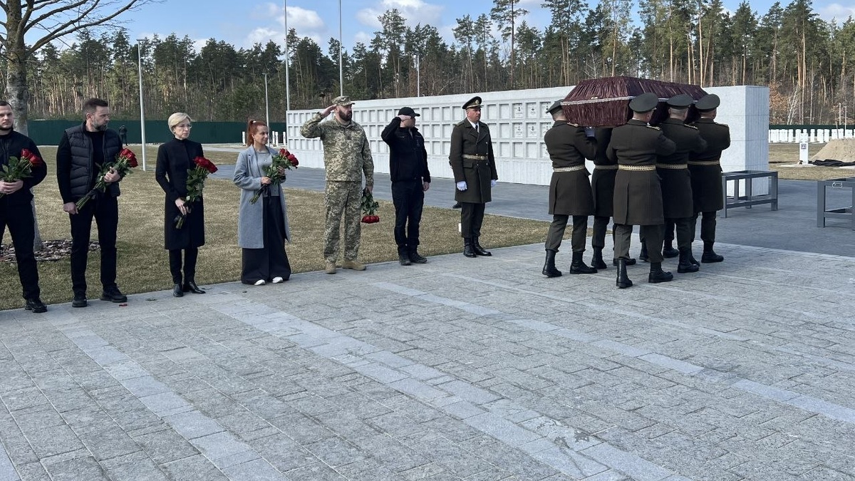 Мінветеранів проводить відбір ділянок для філій НВМК в 5 пілотних областях - Калмикова