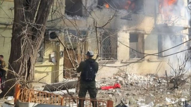 Ворог влучив у багатоповерхівку у Дніпрі, попередньо, є постраждалі – ОВА