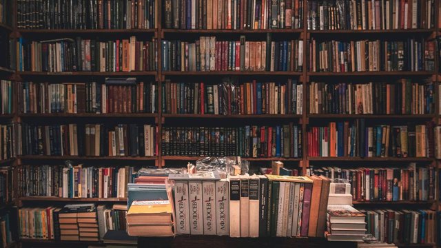 Книжкову виставку в Абу-Дабі перенесли через війну в Ірані