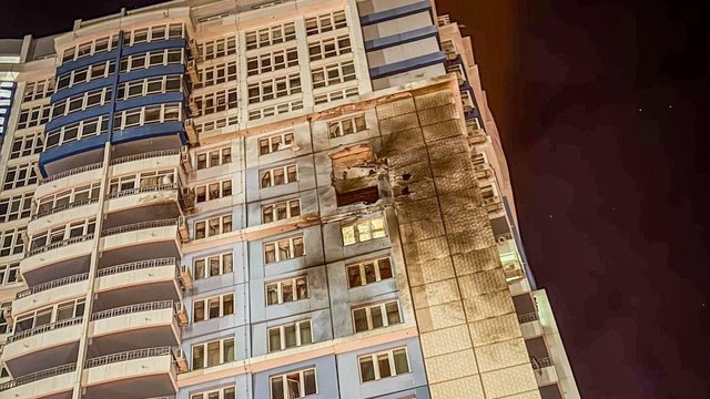 Пожежі та руйнування внаслідок масованої нічної атаки ворожих БпЛА в трьох районах Одеси - МВА