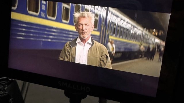 Голлівудський актор Шон Пенн приїхав до України