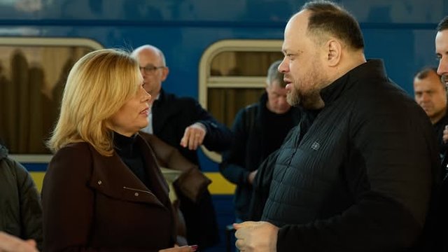 Президентка Бундестагу Німеччини вперше прибула з візитом до Києва після обрання - Стефанчук