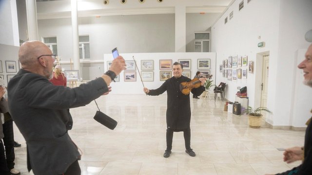 Скрипаль Кирило Стеценко виступає на відкритті виставки "Земне у сув'язі з небесним". Національний музей Тараса Шевченка, Київ, 09.03.2026