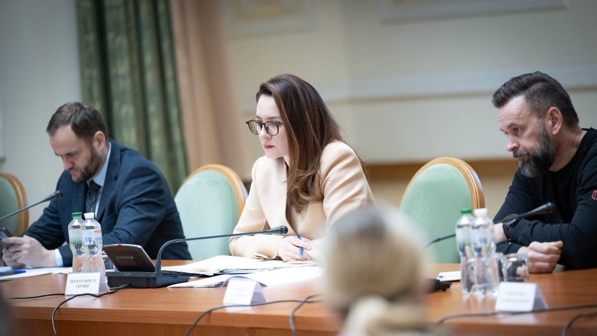 У Координаційному центрі розглянули Плани стійкості Дніпропетровської та Запорізької областей – Свириденко