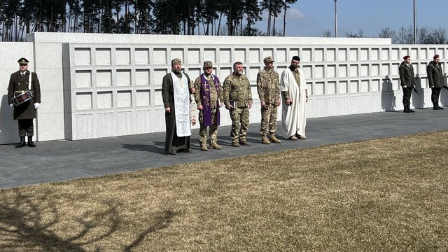 На НВМК за участі Буданова відбулася церемонія почесного поховання невпізнаних тіл