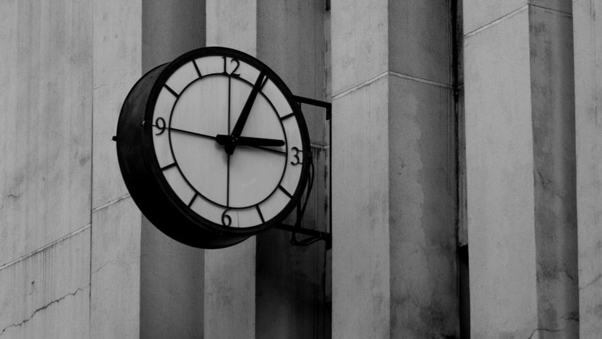 Україна в ніч на неділю перейде на літній час