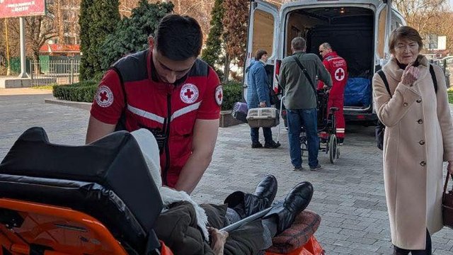 УЧХ продовжує евакуацію людей з прифронтових громад