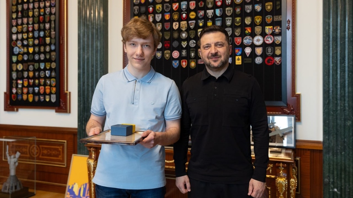 Зеленський відзначив шахіста Романа Дегтярьова нагородою "Майбутнє України"