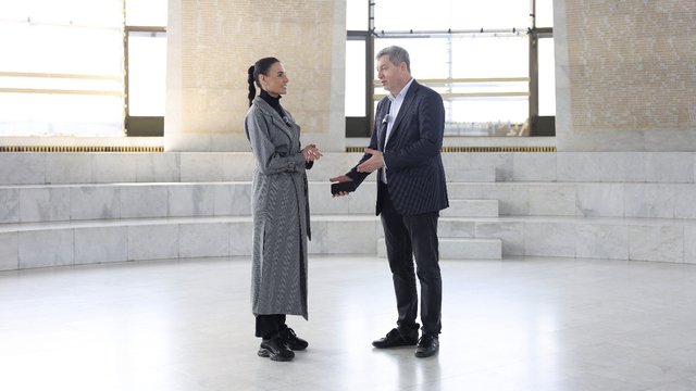 Принц Гаррі, принцеса Анна та делегації НАТО відвідали музей війни у Києві — Савчук