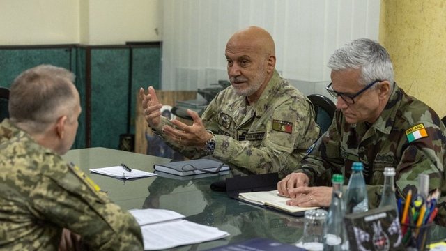 Сирський зустрівся з головами військових комітетів НАТО та ЄС Драгоне та Кленсі