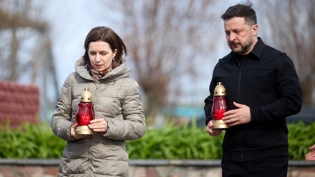 Зеленський і Санду вшанували пам'ять ліквідаторів аварії на ЧАЕС