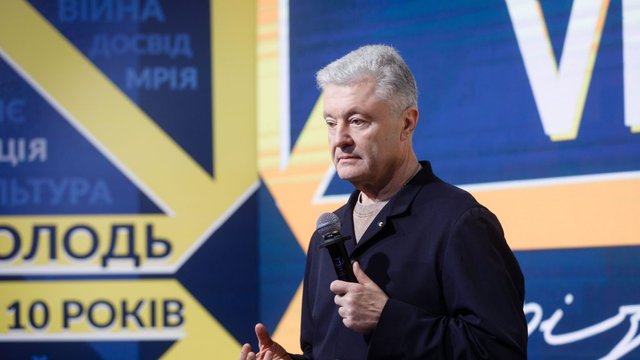 Порошенко: маємо зберегти державу і зупинити популізм