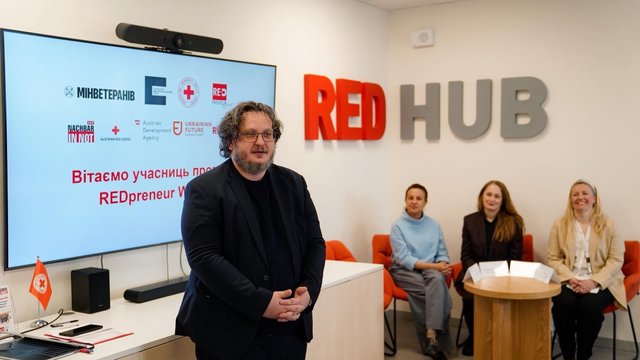 23 ветеранки отримали гранти на розвиток власного бізнесу за програмою REDpreneur Women